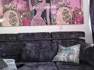 lobocruzhair1 from Chaturbate