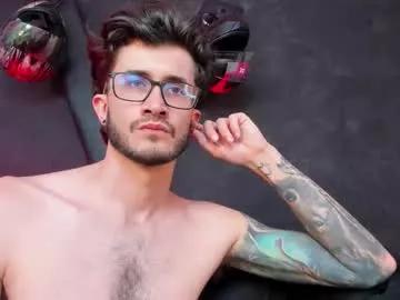 loggan_donnelly from Chaturbate