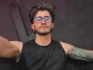 loggan_donnelly from Chaturbate