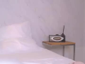 lola_lewis from Chaturbate