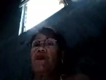 lolamommie from Chaturbate