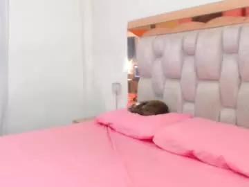 lolaperrys from Chaturbate
