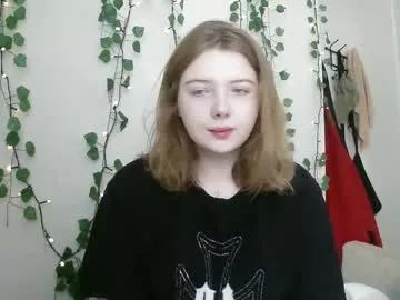 lollylol11 from Chaturbate