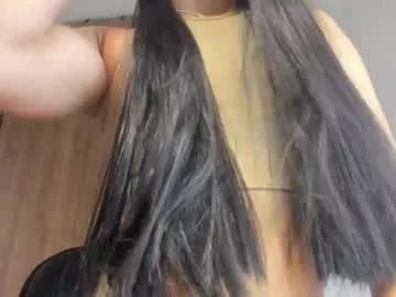 loovelymiia_ from Chaturbate