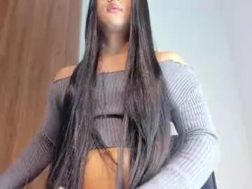 loovelymiia_ from Chaturbate