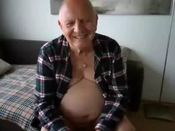 luclovestops from Chaturbate