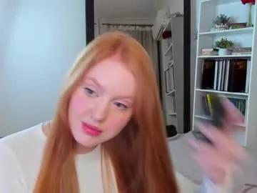 lulu_moons from Chaturbate