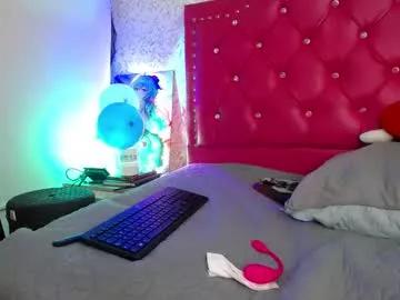 luly_blue from Chaturbate