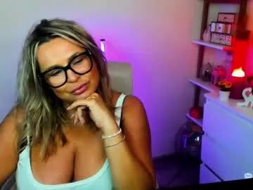 luxxx_diana from Chaturbate is Freechat
