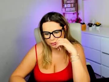 luxxx_diana from Chaturbate