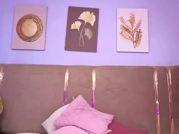 lyl_cristal from Chaturbate