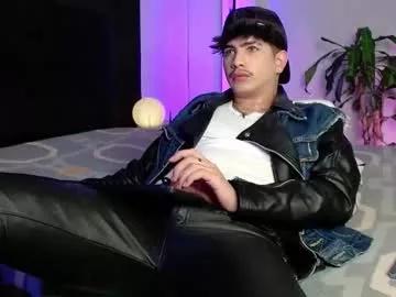 lylebennett_ from Chaturbate