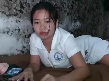 Lynieeefck webcams show profile image 