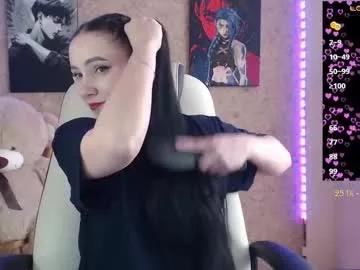 m_e_l_i_s_s_a_ from Chaturbate