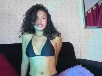 Madison_brown23_aws webcams show profile image 