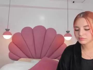 maee_angels from Chaturbate