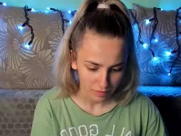 maggiecake from Chaturbate