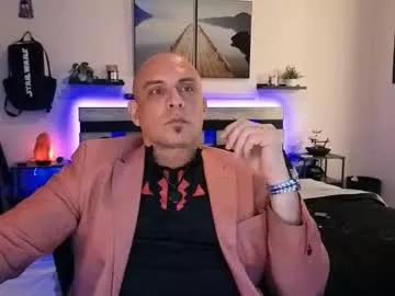 magicmike1110 from Chaturbate is Freechat