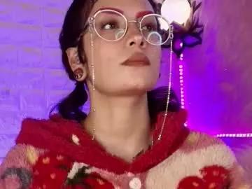 mamushka_ from Chaturbate