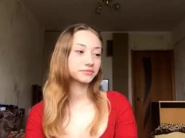 Mariluhannemann webcams show profile image 
