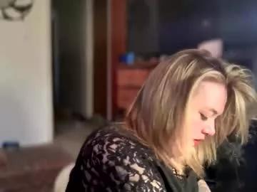maroon_moon from Chaturbate is Freechat