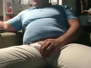 marrieddad19751975 from Chaturbate