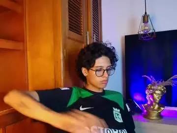 massimo_alessandro from Chaturbate