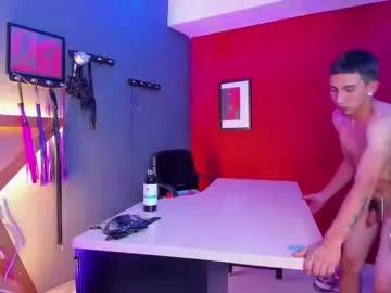 massteer_dannlook_bdsm from Chaturbate