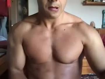 mattbull20 from Chaturbate
