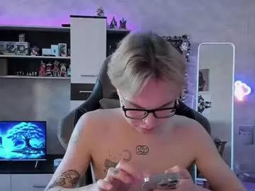 mattheww_showw from Chaturbate