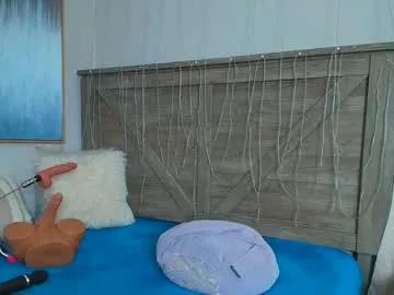 mayamercixoxo from Chaturbate