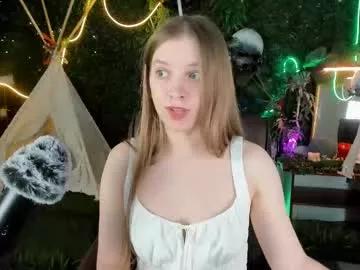 mayasinabon from Chaturbate