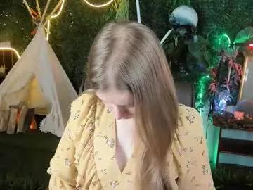 mayasinabon from Chaturbate