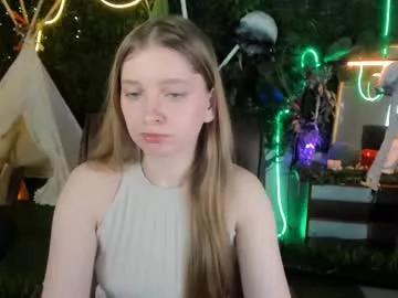 mayasinabon from Chaturbate