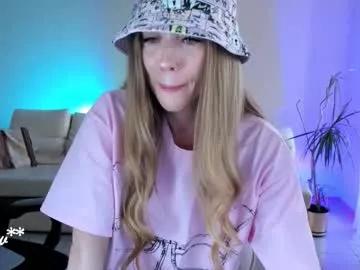 meeeeeow08 from Chaturbate