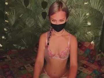 meeeewmeeeeow from Chaturbate