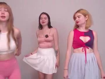 Dirty chat webcam: explore liveshows with versed models, from laying bare to fetishes, in a variety of sexy free adult webcams.