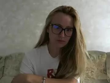 melly_rosey from Chaturbate
