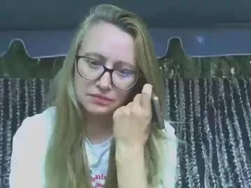 melly_rosey from Chaturbate