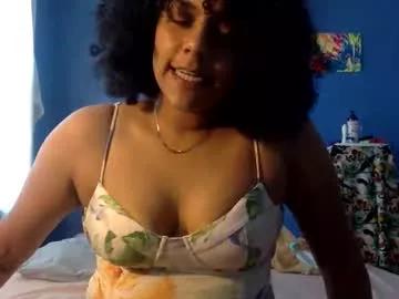 mesmerelda from Chaturbate