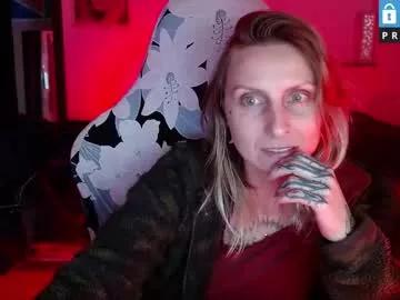 mesmerizing_tati333 from Chaturbate