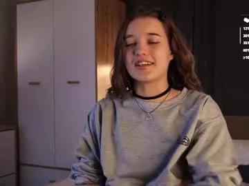 mewaura from Chaturbate is Freechat
