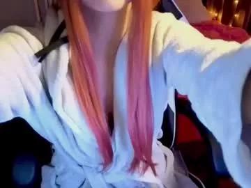 mezzalunaa from Chaturbate