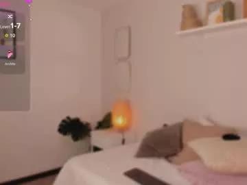miaa_dh from Chaturbate