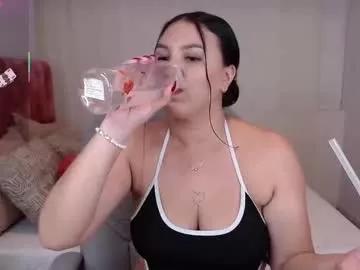 miaarodriguez1_ from Chaturbate