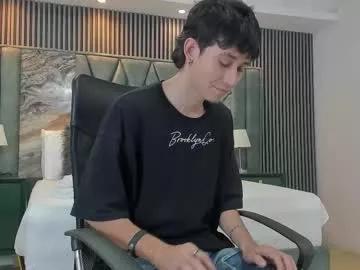 michaeel_blue from Chaturbate is Freechat