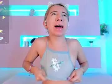 miiaa_doll from Chaturbate