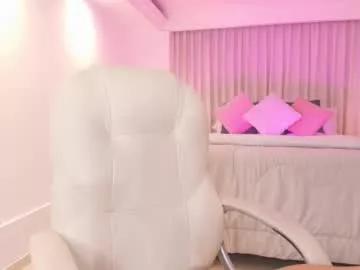 miiaa_evans from Chaturbate