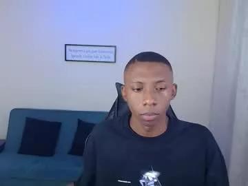 miiloo18 from Chaturbate