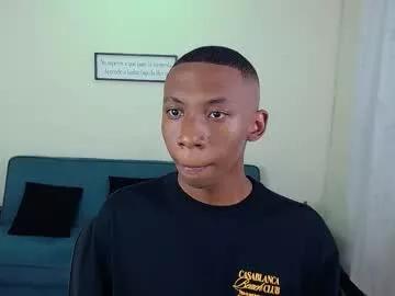 miiloo18 from Chaturbate